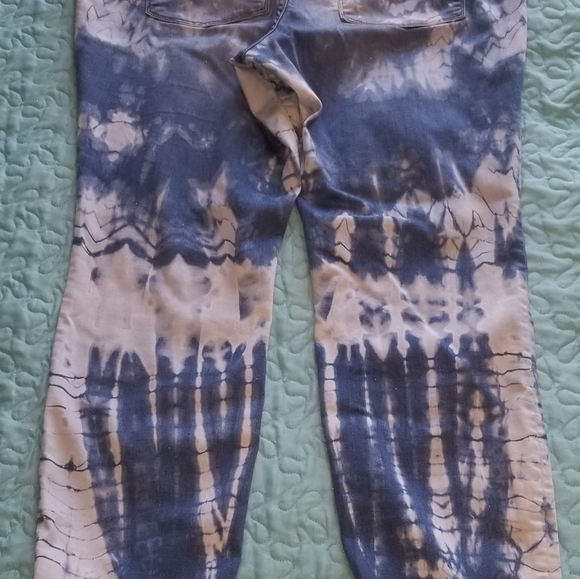 Decree High Rise Jegging Jeans Reverse Dyed - Picture 5 of 8